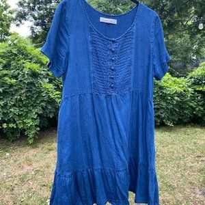 Abercrombie & Fitch Pintuck Chambray Loose Fit Dress with pockets